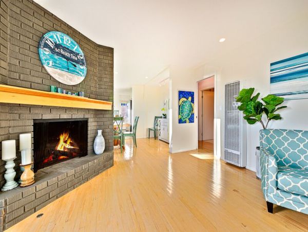 San Diego Beach Communities North Home 1028445