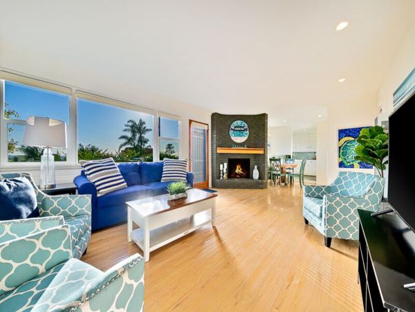 San Diego Beach Communities North Home 1028445