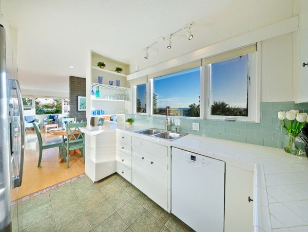 San Diego Beach Communities North Home 1028445