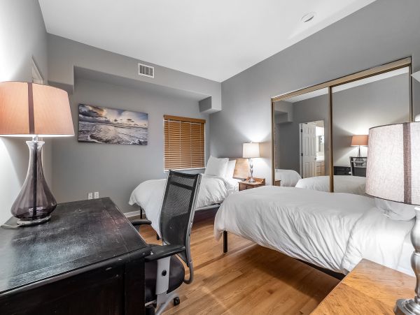 San Diego Beach Communities North Home 1028447