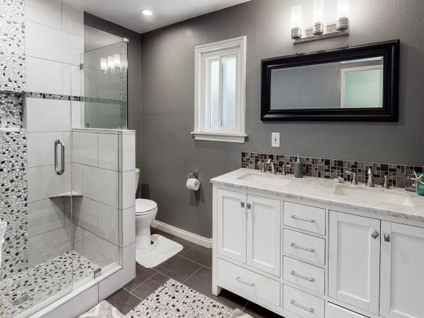 San Diego Beach Communities North Home 1028451