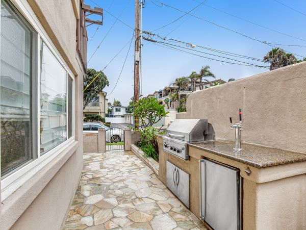 San Diego Beach Communities North Home 1028451