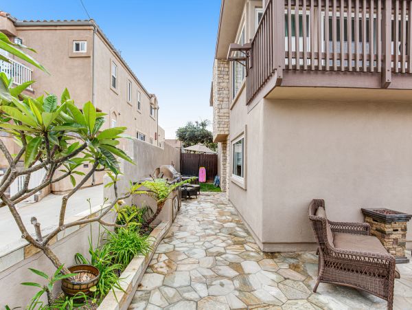 San Diego Beach Communities North Home 1028451