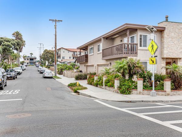 San Diego Beach Communities North Home 1028451