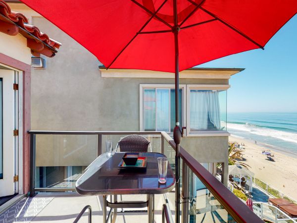 San Diego Beach Communities North Home 1028454