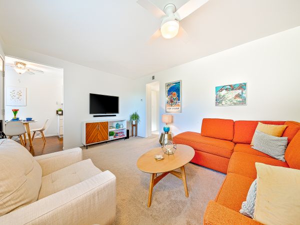 San Diego Beach Communities North Home 1028457