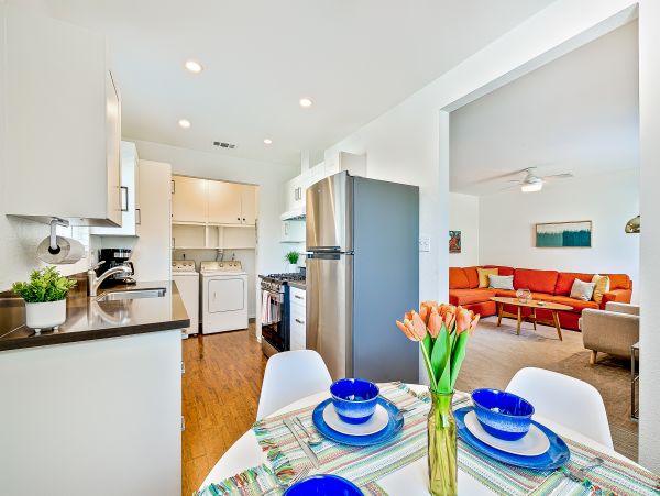 San Diego Beach Communities North Home 1028457