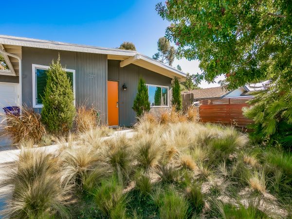 San Diego Beach Communities North Home 1028457