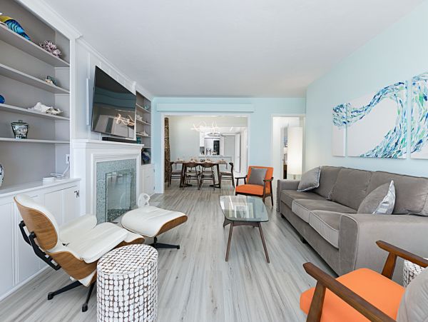 San Diego Beach Communities North Home 1028458