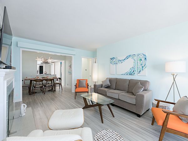 San Diego Beach Communities North Home 1028458