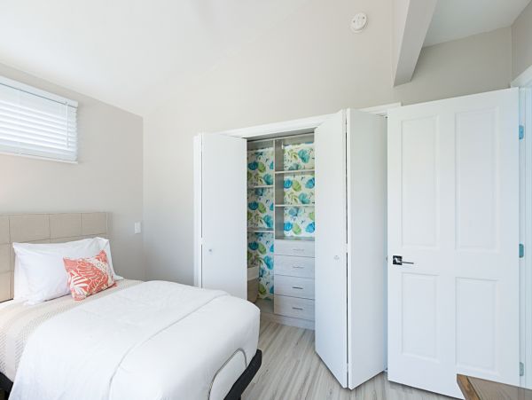 San Diego Beach Communities North Home 1028458
