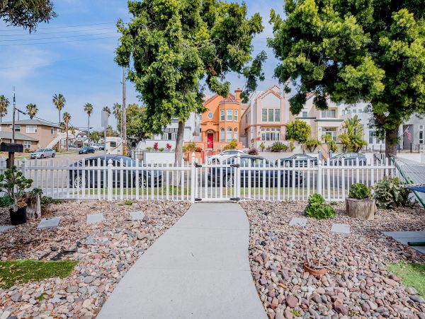San Diego Beach Communities North Home 1028459