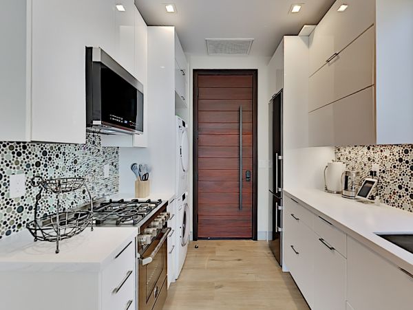 San Diego Beach Communities North Home 1028460