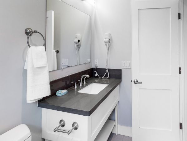 San Diego Beach Communities North Home 1028464