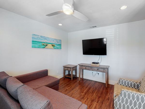 San Diego Beach Communities North Home 1028466