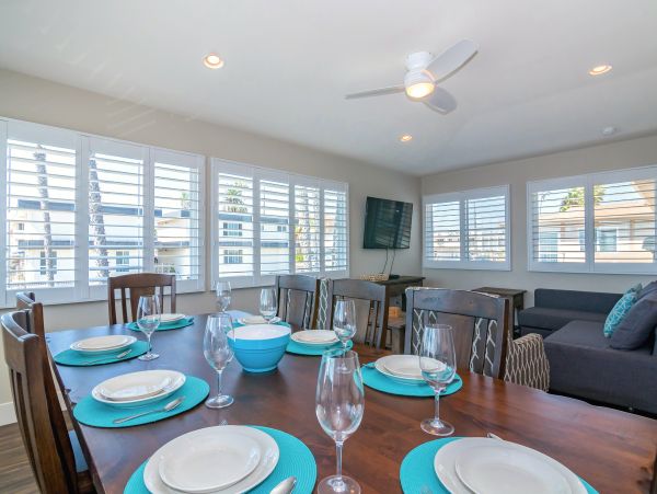 San Diego Beach Communities North Home 1028468