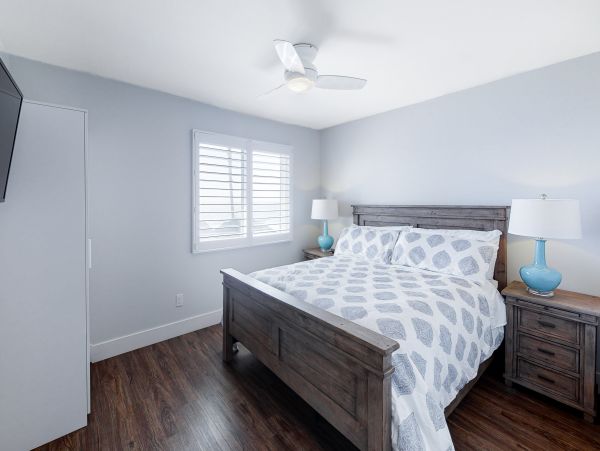 San Diego Beach Communities North Home 1028469