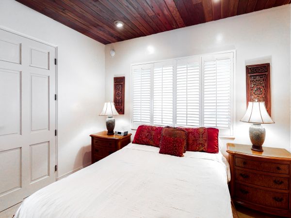 San Diego Beach Communities North Home 1028470