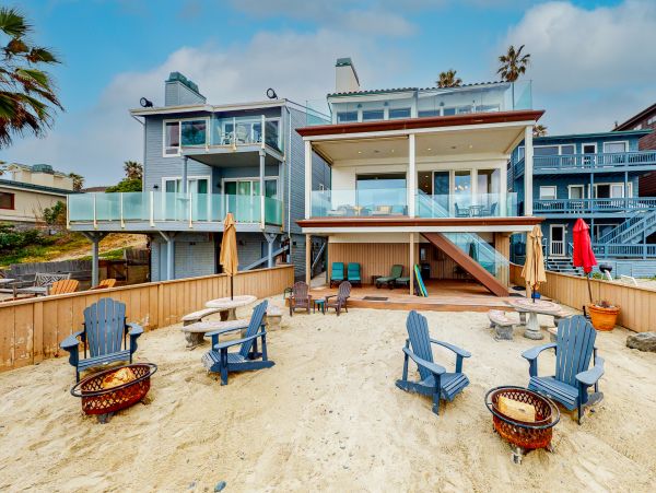 San Diego Beach Communities North Home 1028471