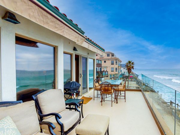 San Diego Beach Communities North Home 1028472