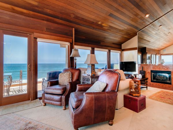 San Diego Beach Communities North Home 1028472