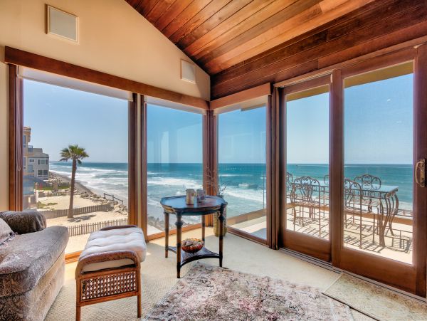San Diego Beach Communities North Home 1028472