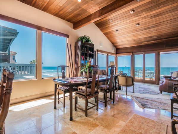 San Diego Beach Communities North Home 1028472