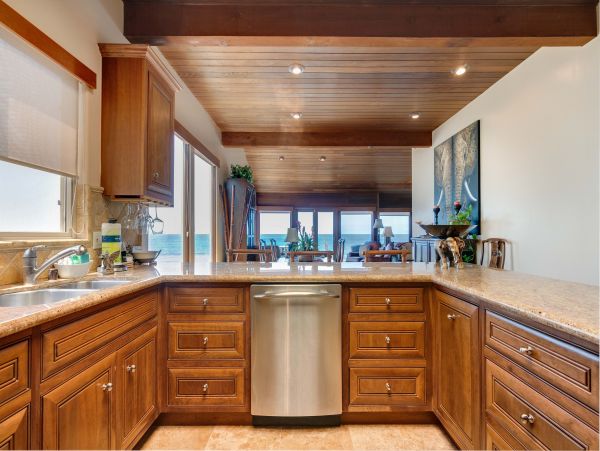 San Diego Beach Communities North Home 1028472