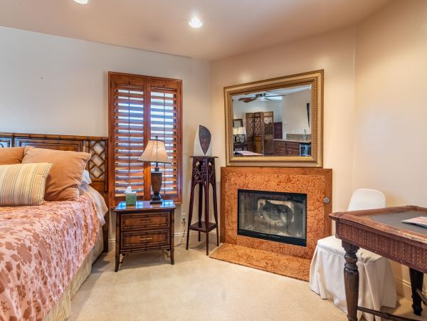 San Diego Beach Communities North Home 1028472