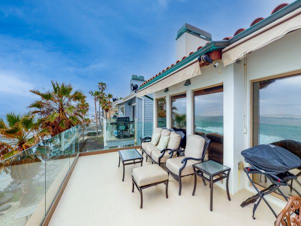 San Diego Beach Communities North Home 1028472