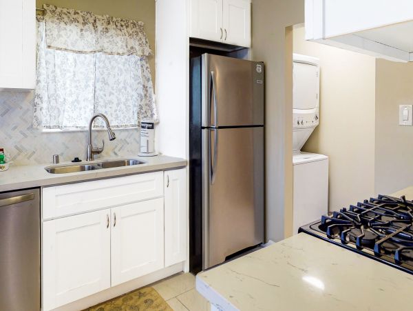 San Diego Beach Communities North Home 1028473