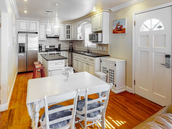 San Diego Beach Communities North Home 1028474