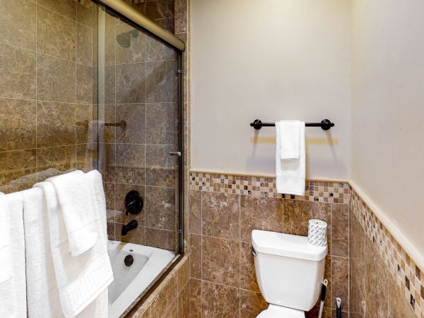 San Diego Beach Communities North Home 1028474