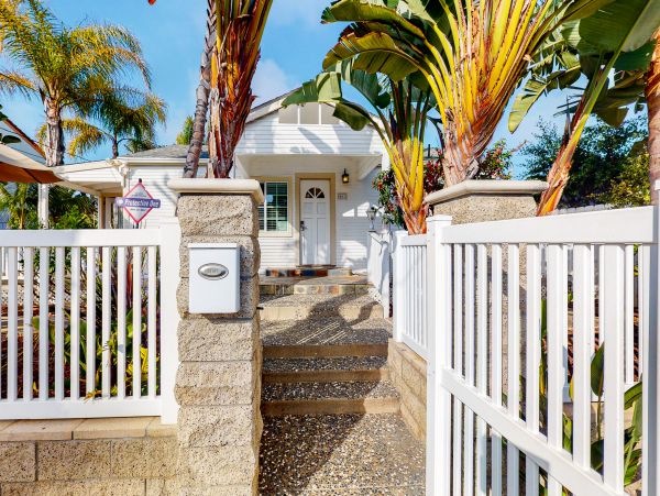 San Diego Beach Communities North Home 1028474