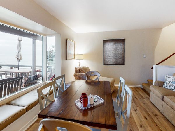 San Diego Beach Communities North Home 1028475