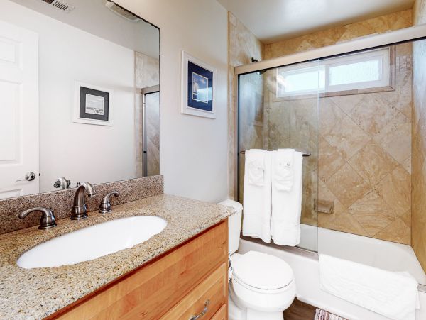 San Diego Beach Communities North Home 1028477