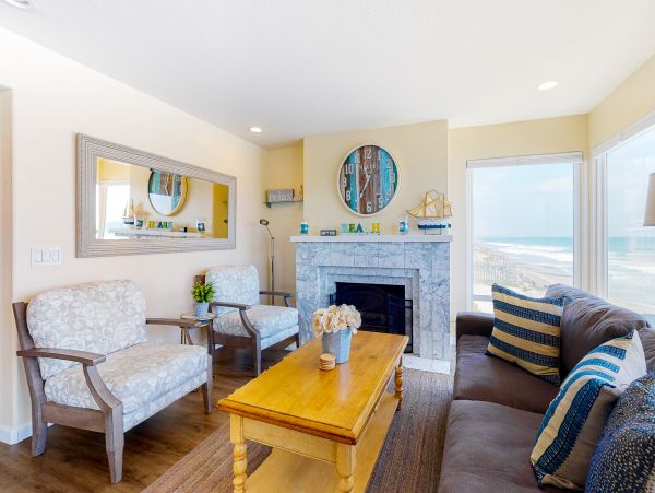 San Diego Beach Communities North Home 1028477