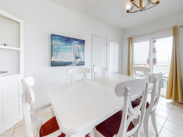 San Diego Beach Communities North Home 1028480