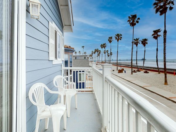 San Diego Beach Communities North Home 1028480