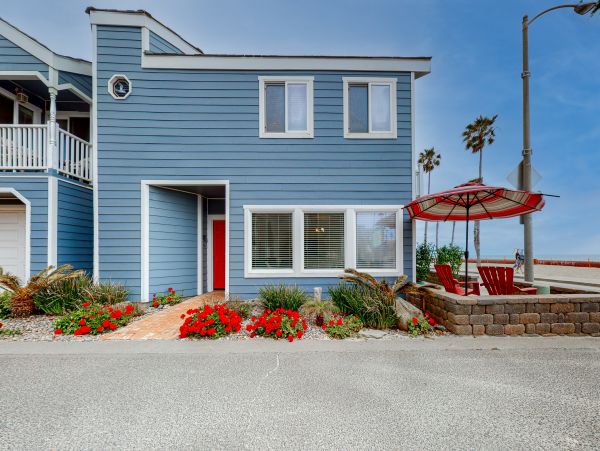 San Diego Beach Communities North Home 1028480