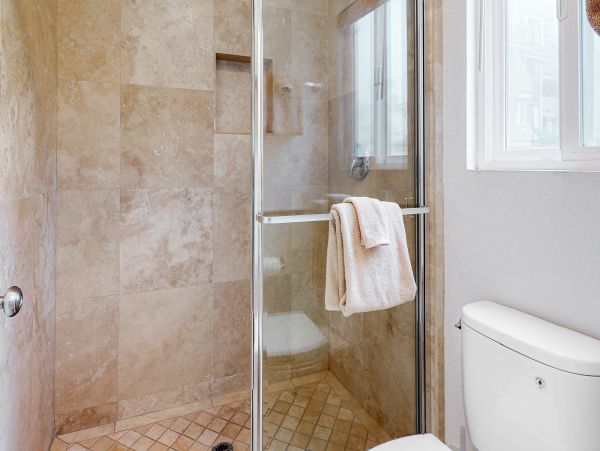 San Diego Beach Communities North Home 1028480