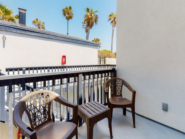San Diego Beach Communities North Home 1028481