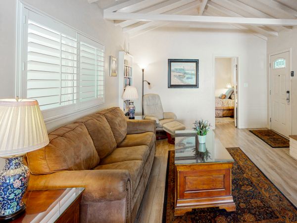 San Diego Beach Communities North Home 1028482