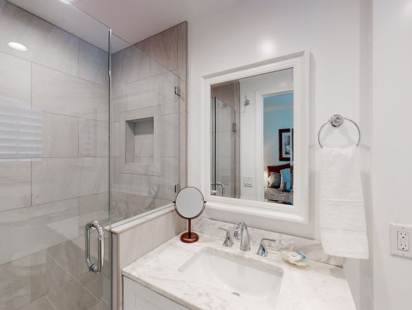 San Diego Beach Communities North Home 1028482