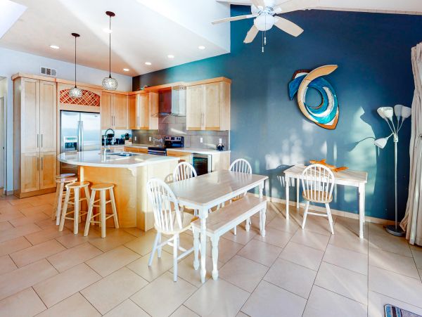 San Diego Beach Communities North Home 1028483