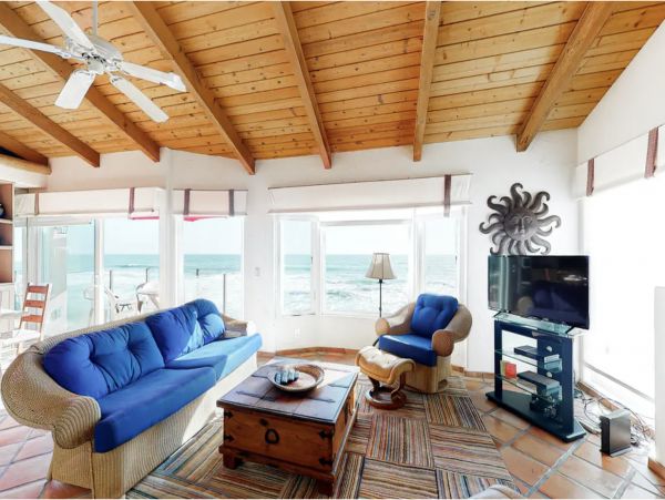 San Diego Beach Communities North Home 1028484