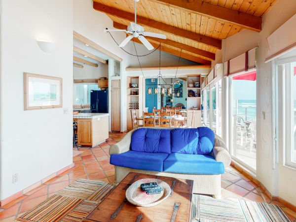 San Diego Beach Communities North Home 1028484