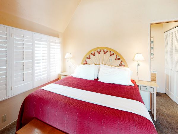 San Diego Beach Communities North Home 1028484