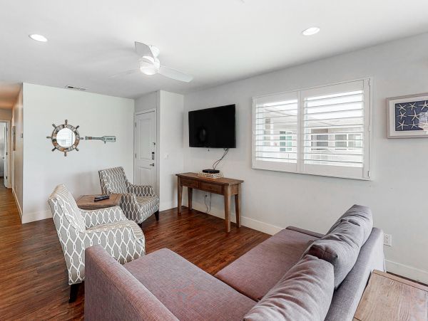 San Diego Beach Communities North Home 1028485