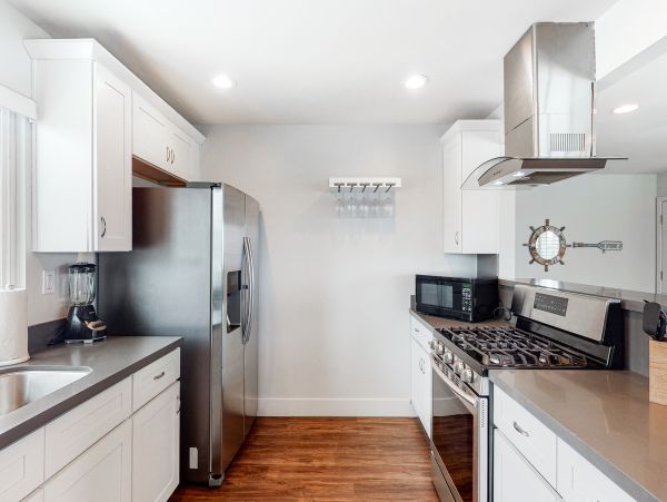 San Diego Beach Communities North Home 1028485
